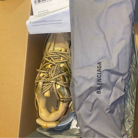 balenciaga sneakers size 4